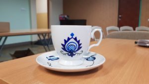 Wzór haftu na filiżance