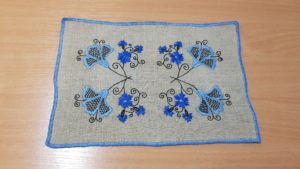 Przykład haftu krajeńskiego
